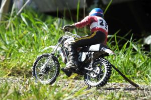 Revell 12th scale Yamaha 250 MX bike and rider left side